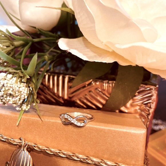 Toe ring - Picture 1 of 3